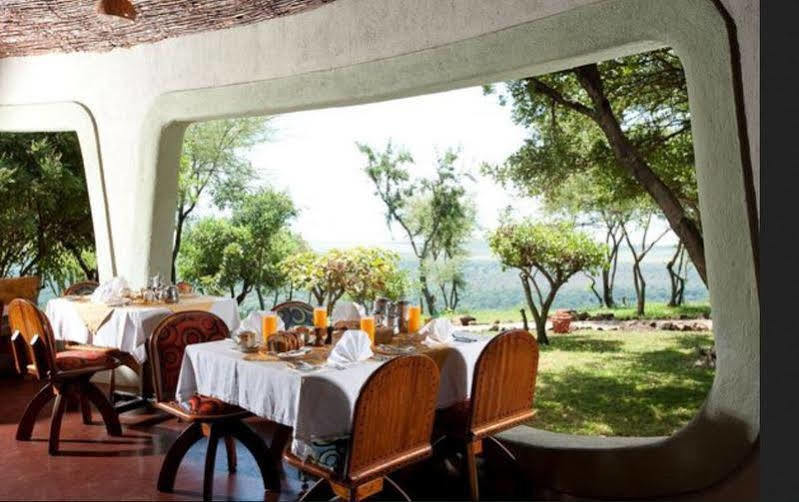 Lake Manyara Serena Safari Lodge Mto wa Mbu Exteriör bild